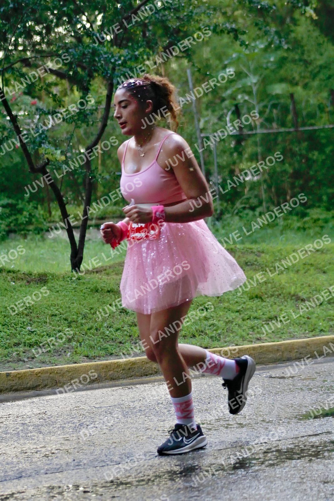 Foto del BARBIE RUN GUADALAJARA en Paseo Andares, Blvd. Puerta de Hierro 4965, Zapopan a las 07:39 · Ruta