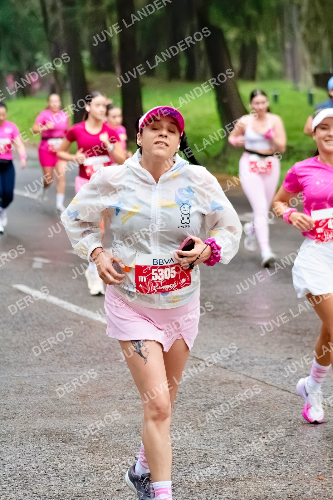 Foto del BARBIE RUN GUADALAJARA en Paseo Andares, Blvd. Puerta de Hierro 4965, Zapopan a las 07:02 · Ruta · dorsal 5305