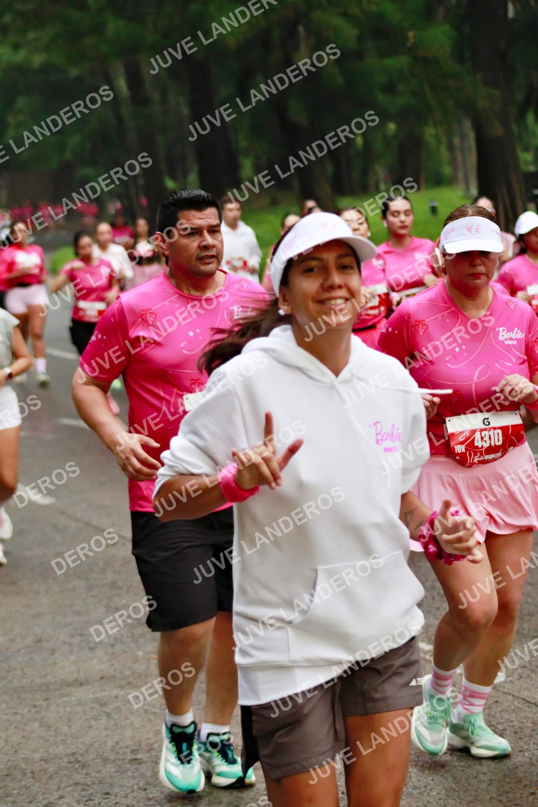 Foto del BARBIE RUN GUADALAJARA en Paseo Andares, Blvd. Puerta de Hierro 4965, Zapopan a las 07:06 · Ruta