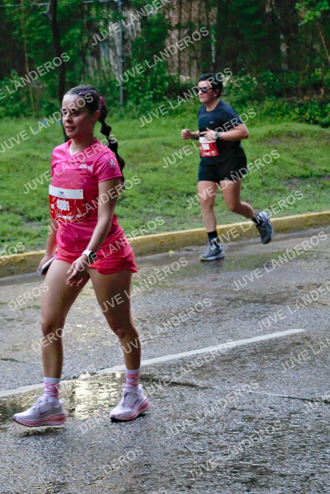 Foto del BARBIE RUN GUADALAJARA en Paseo Andares, Blvd. Puerta de Hierro 4965, Zapopan a las 07:38 · Ruta · dorsal 4881