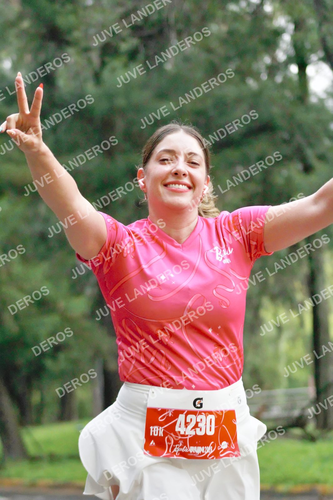Foto del BARBIE RUN GUADALAJARA en Paseo Andares, Blvd. Puerta de Hierro 4965, Zapopan a las 07:23 · Ruta · dorsal 4230