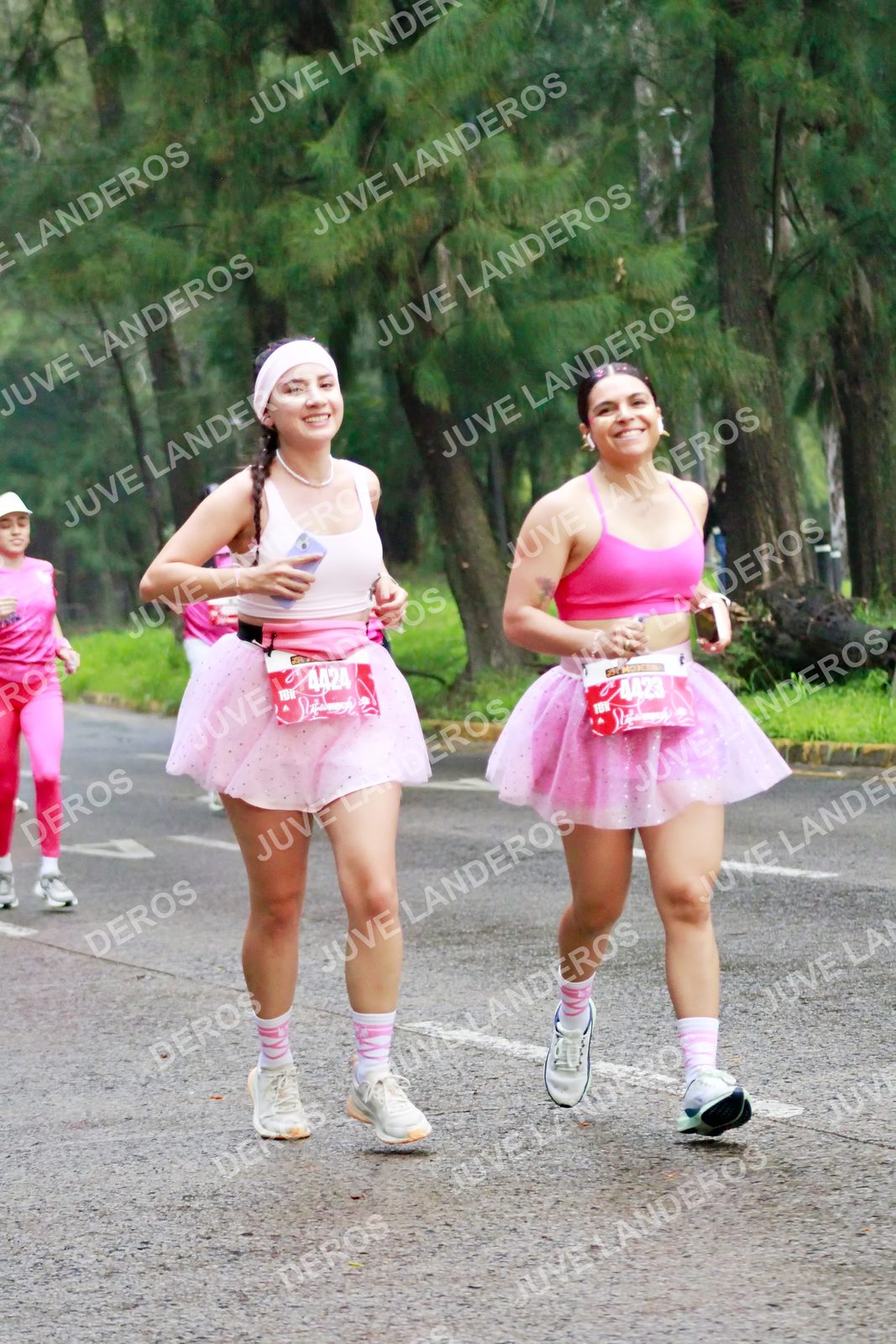 Foto del BARBIE RUN GUADALAJARA en Paseo Andares, Blvd. Puerta de Hierro 4965, Zapopan a las 07:08 · Ruta