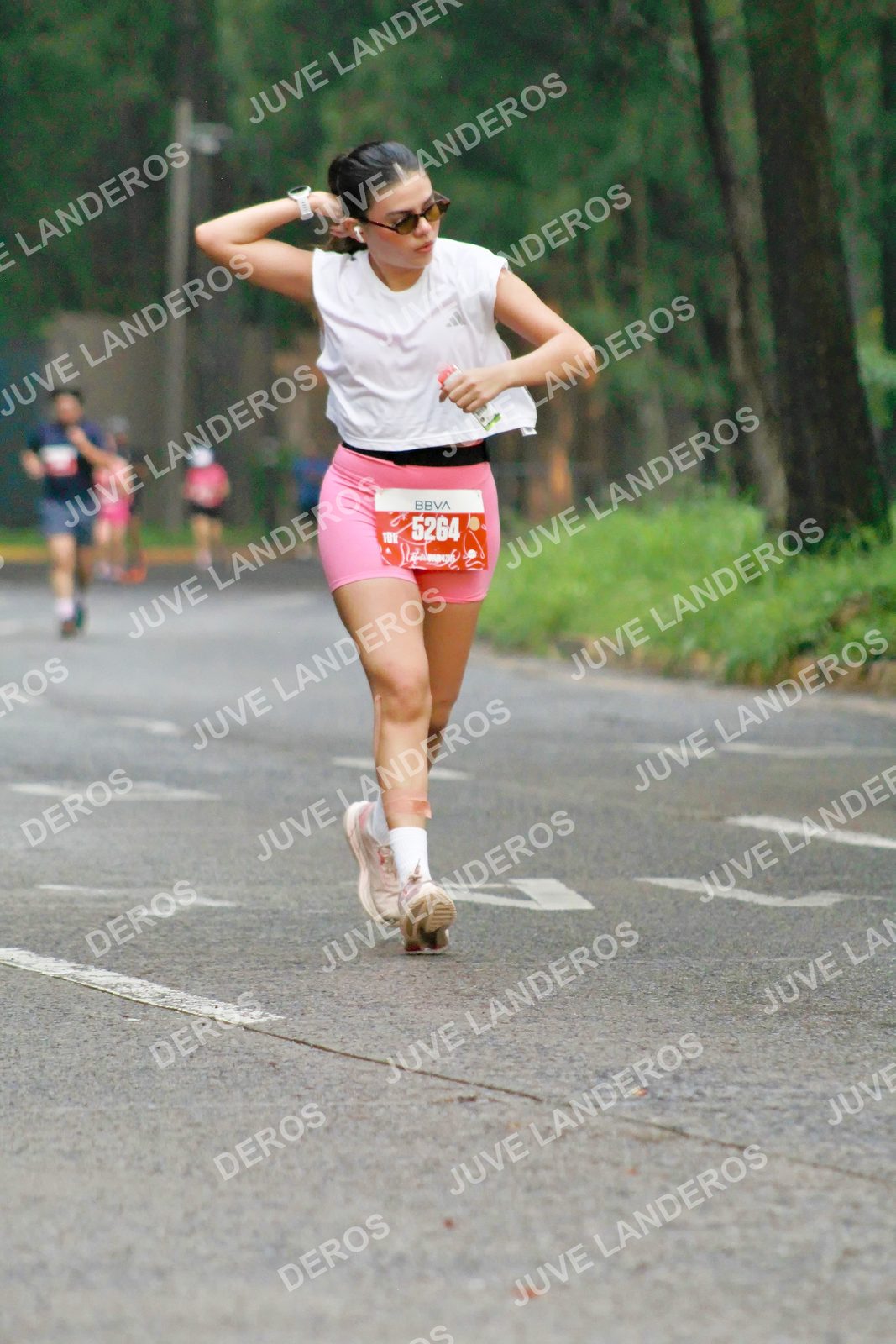 Foto del BARBIE RUN GUADALAJARA en Paseo Andares, Blvd. Puerta de Hierro 4965, Zapopan a las 07:20 · Ruta · dorsal 5264