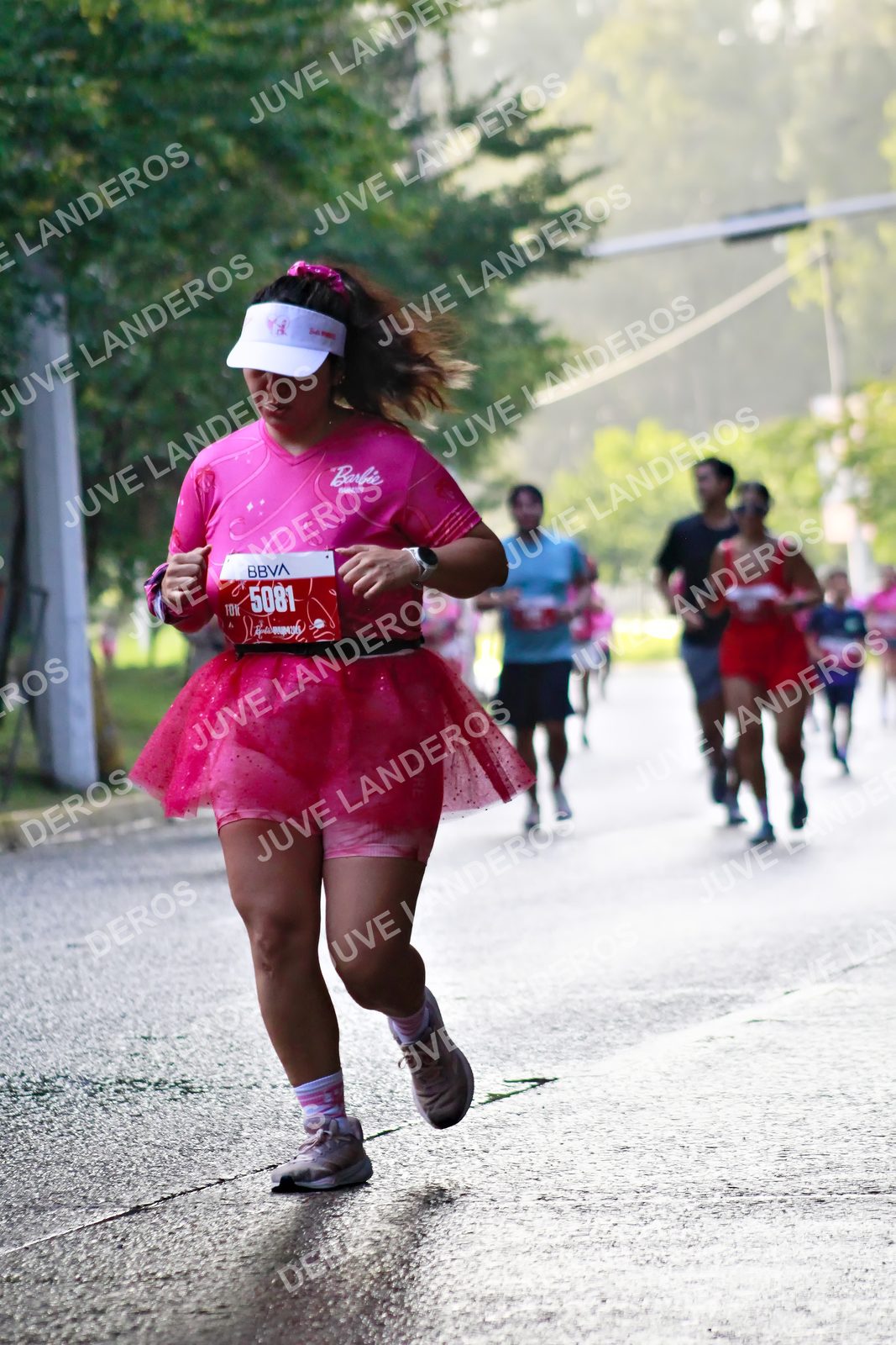 Foto del BARBIE RUN GUADALAJARA en Paseo Andares, Blvd. Puerta de Hierro 4965, Zapopan a las 07:42 · Ruta · dorsal 5081