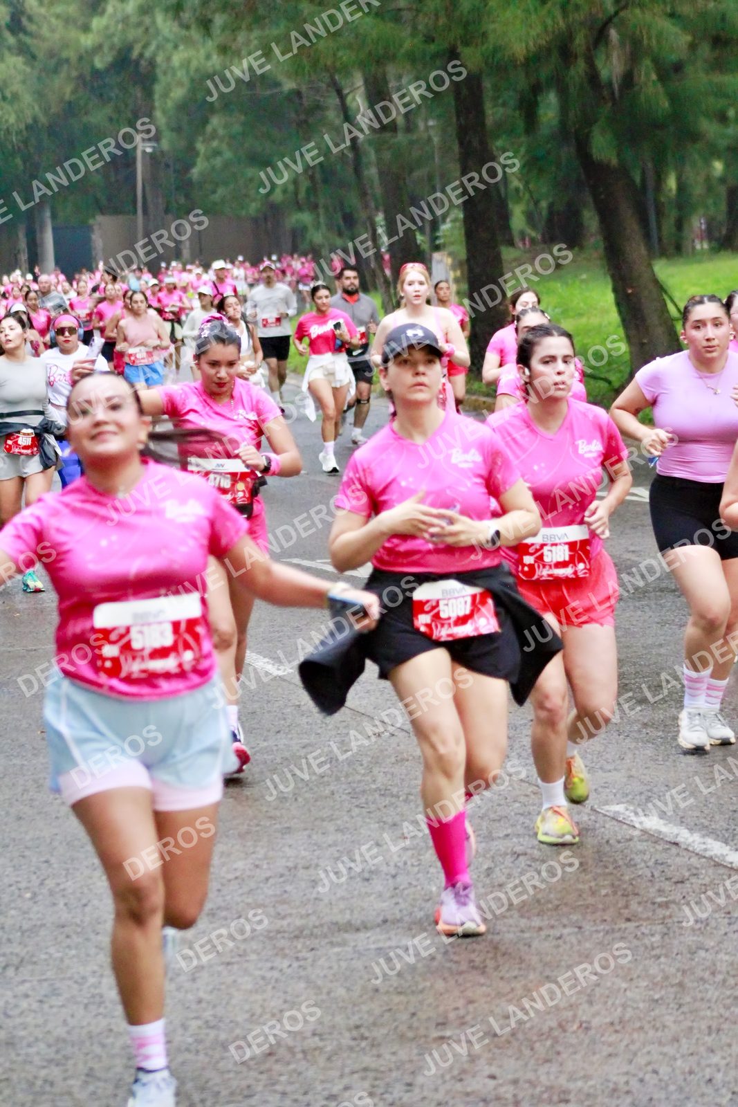 Foto del BARBIE RUN GUADALAJARA en Paseo Andares, Blvd. Puerta de Hierro 4965, Zapopan a las 07:04 · Ruta