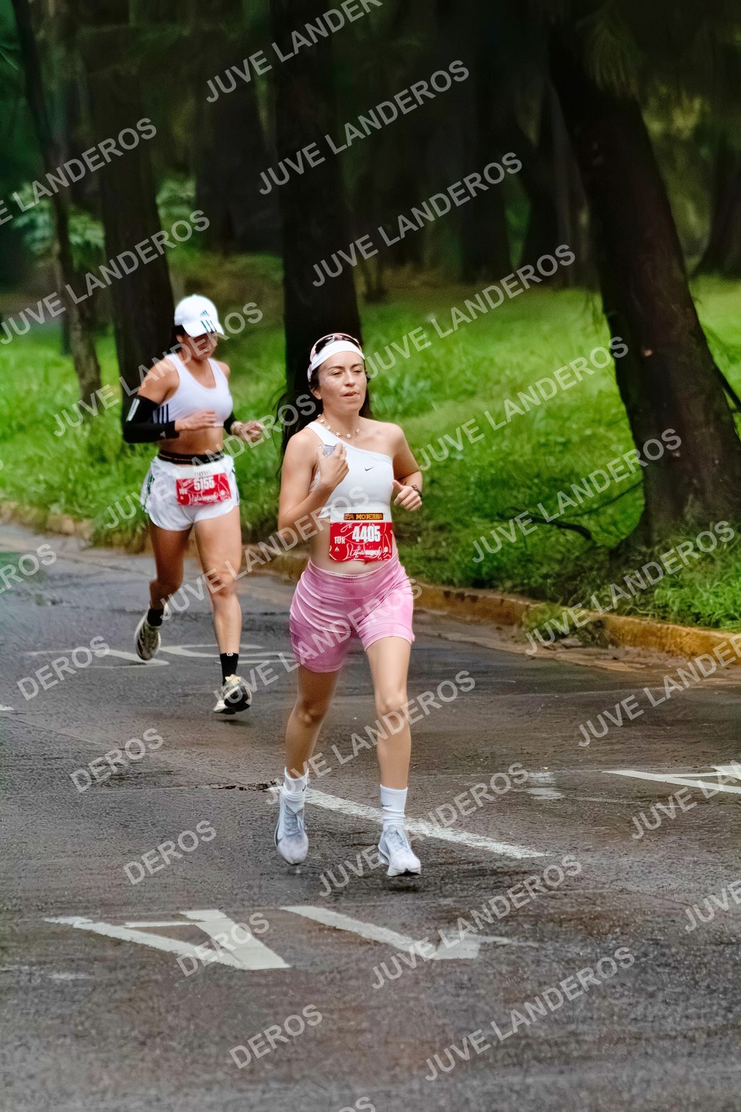 Foto del BARBIE RUN GUADALAJARA en Paseo Andares, Blvd. Puerta de Hierro 4965, Zapopan a las 06:56 · Ruta · dorsal 4405, 5155