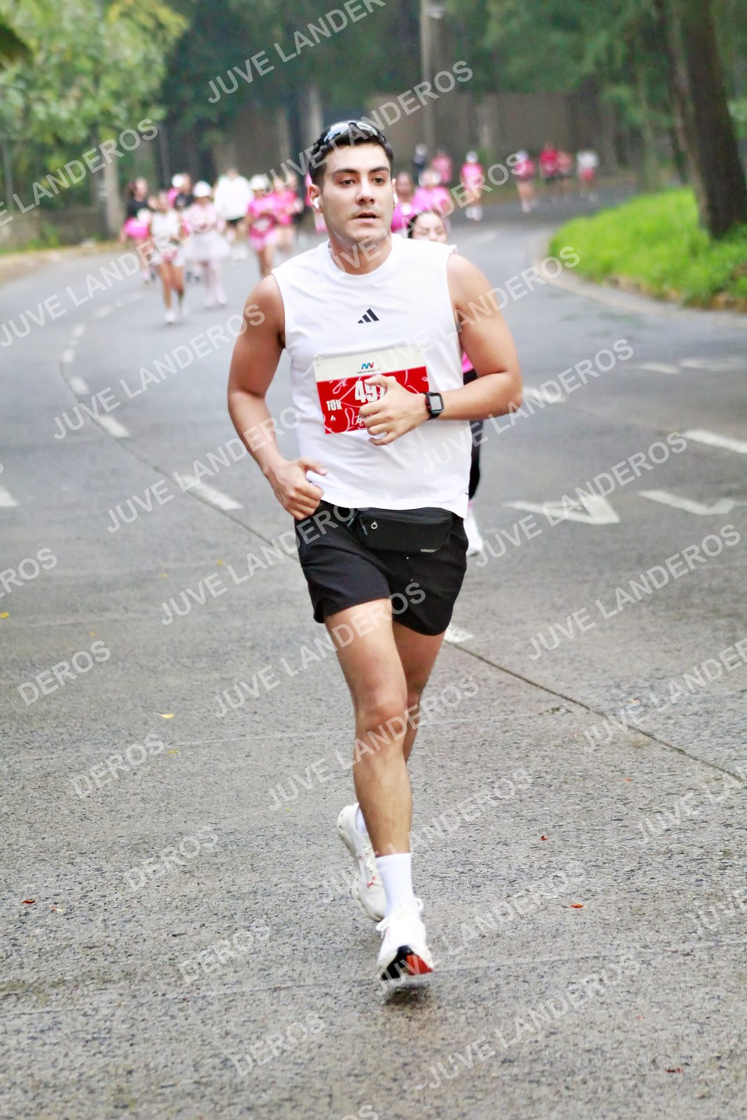Foto del BARBIE RUN GUADALAJARA en Paseo Andares, Blvd. Puerta de Hierro 4965, Zapopan a las 07:10 · Ruta