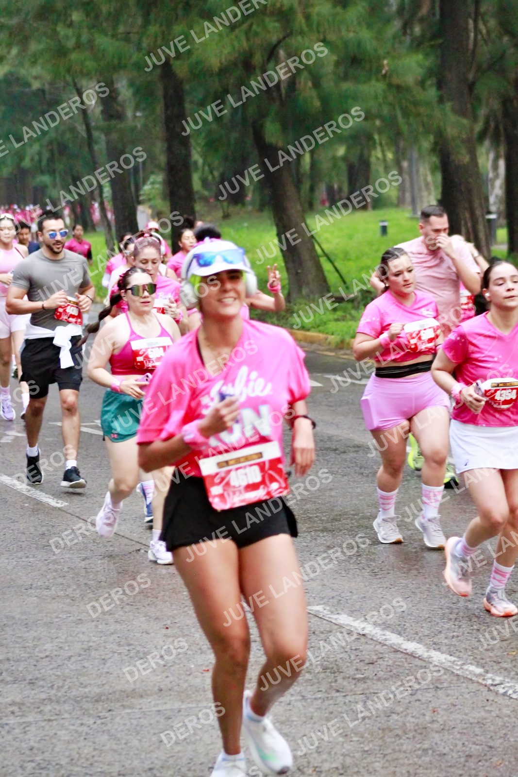 Foto del BARBIE RUN GUADALAJARA en Paseo Andares, Blvd. Puerta de Hierro 4965, Zapopan a las 07:04 · Ruta