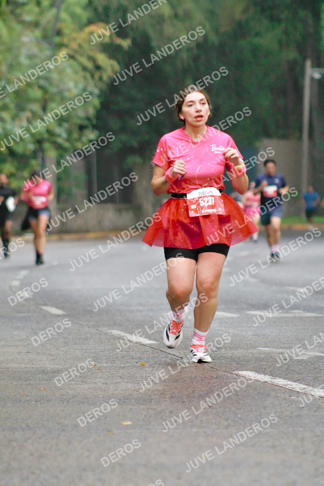 Foto del BARBIE RUN GUADALAJARA en Paseo Andares, Blvd. Puerta de Hierro 4965, Zapopan a las 07:20 · Ruta · dorsal 5237