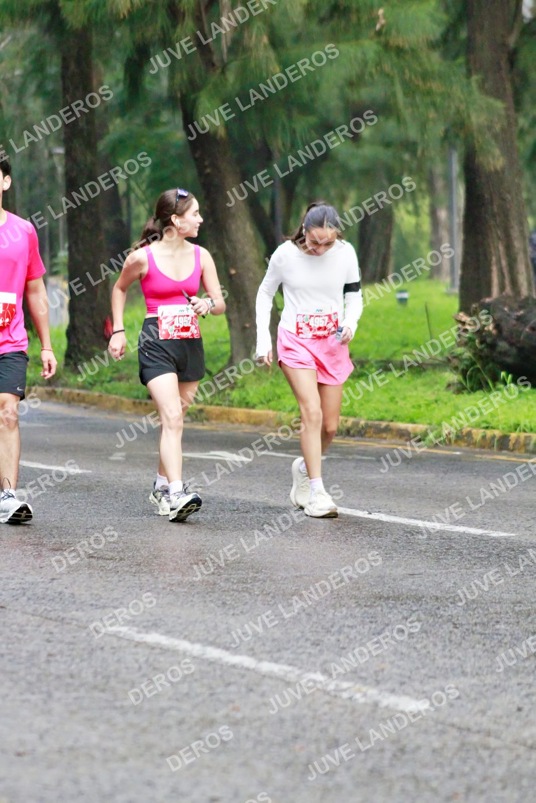 Foto del BARBIE RUN GUADALAJARA en Paseo Andares, Blvd. Puerta de Hierro 4965, Zapopan a las 07:11 · Ruta