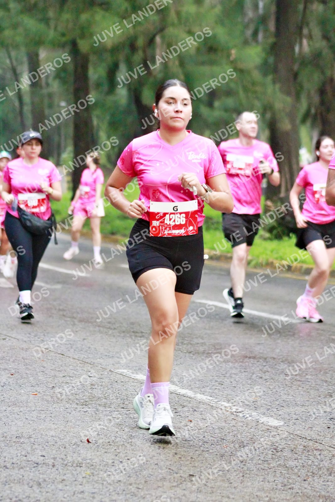 Foto del BARBIE RUN GUADALAJARA en Paseo Andares, Blvd. Puerta de Hierro 4965, Zapopan a las 07:06 · Ruta