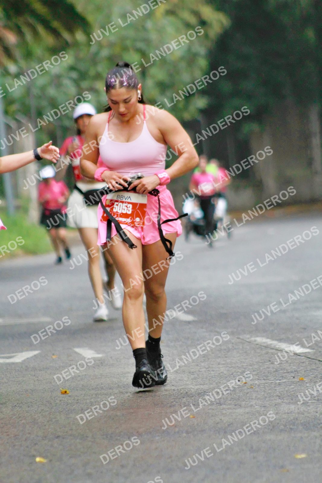 Foto del BARBIE RUN GUADALAJARA en Paseo Andares, Blvd. Puerta de Hierro 4965, Zapopan a las 07:22 · Ruta · dorsal 5053