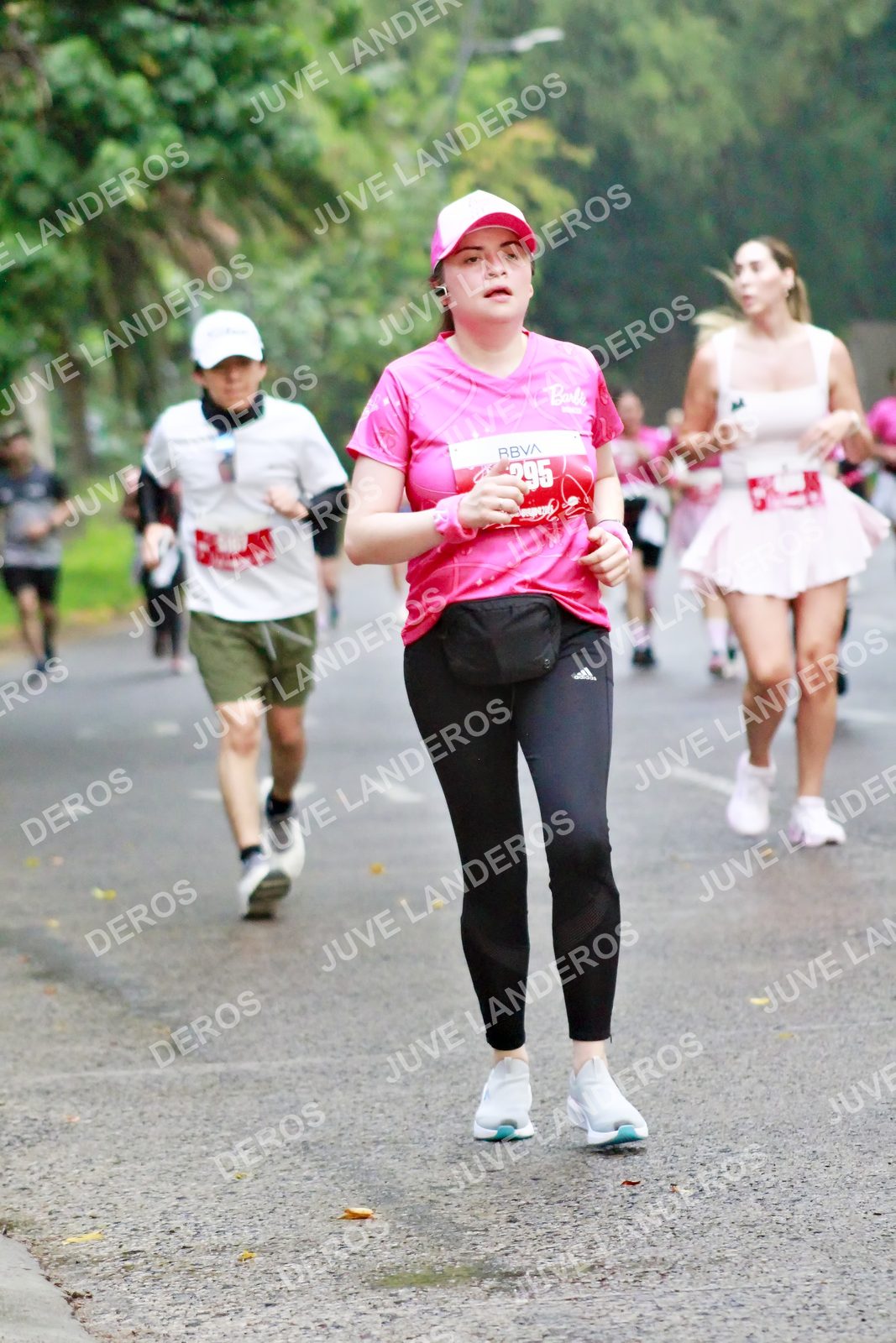 Foto del BARBIE RUN GUADALAJARA en Paseo Andares, Blvd. Puerta de Hierro 4965, Zapopan a las 07:08 · Ruta