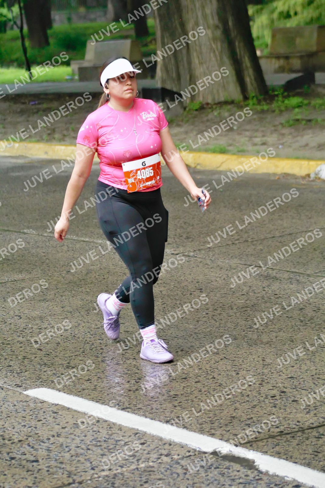 Foto del BARBIE RUN GUADALAJARA en Paseo Andares, Blvd. Puerta de Hierro 4965, Zapopan a las 07:49 · Ruta · dorsal 4085