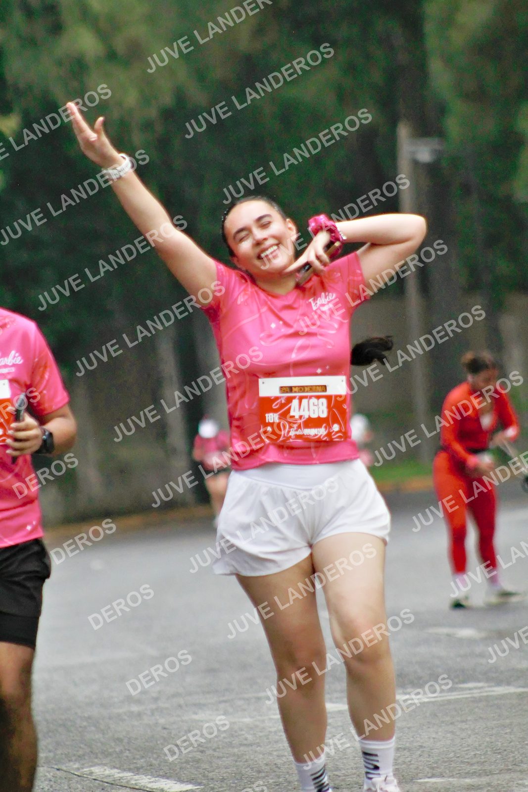 Foto del BARBIE RUN GUADALAJARA en Paseo Andares, Blvd. Puerta de Hierro 4965, Zapopan a las 07:27 · Ruta · dorsal 4468