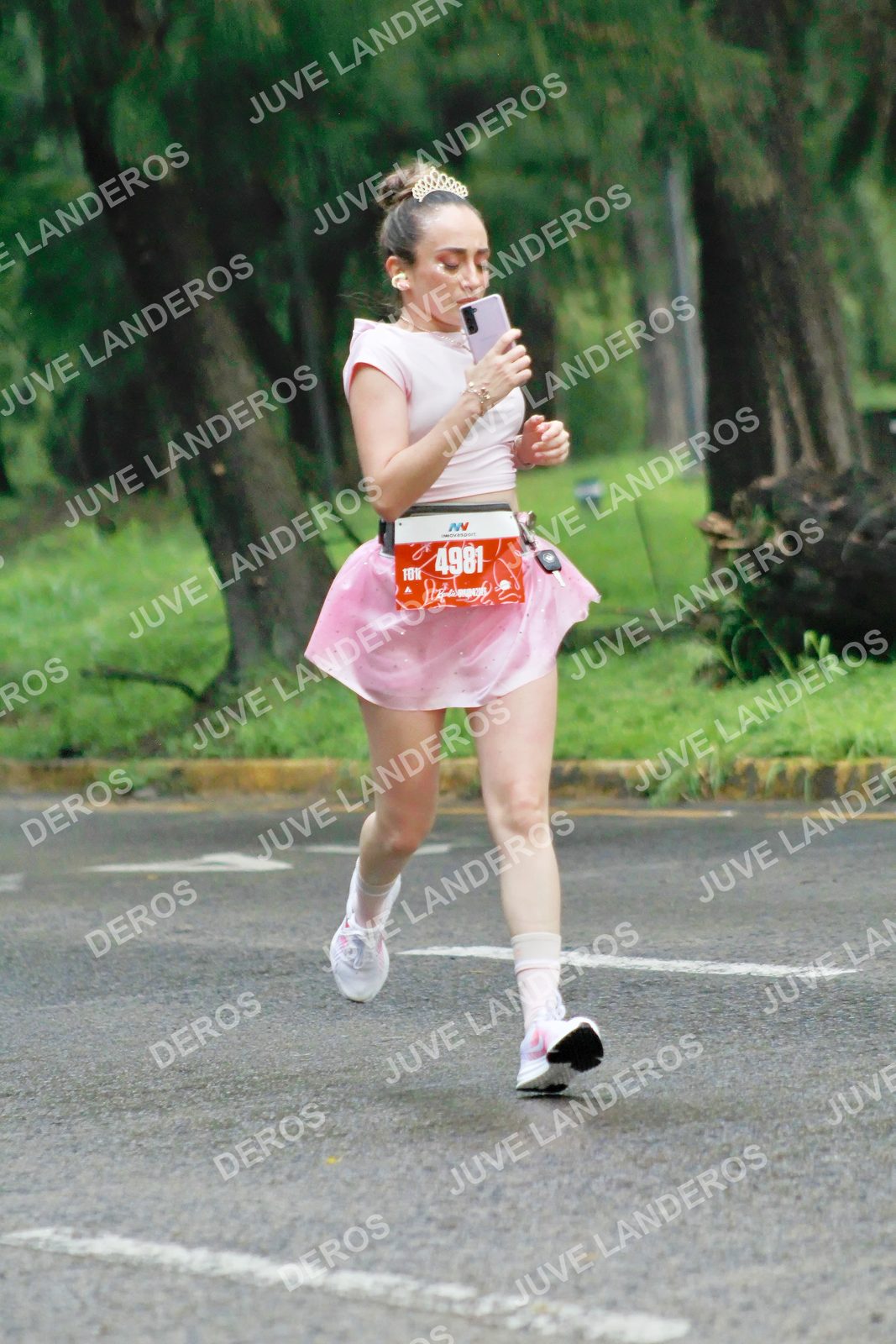 Foto del BARBIE RUN GUADALAJARA en Paseo Andares, Blvd. Puerta de Hierro 4965, Zapopan a las 07:26 · Ruta · dorsal 4981