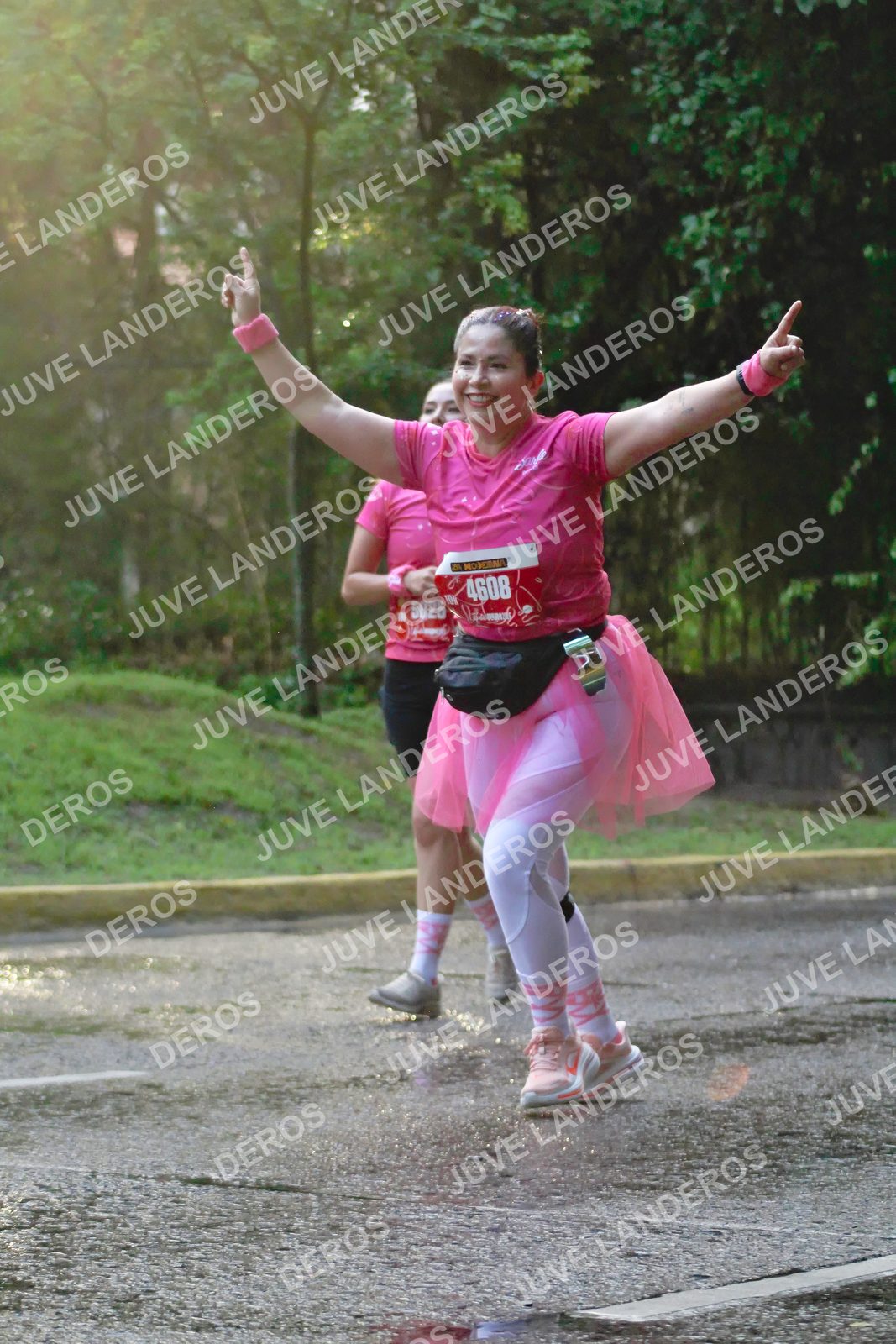 Foto del BARBIE RUN GUADALAJARA en Paseo Andares, Blvd. Puerta de Hierro 4965, Zapopan a las 07:42 · Ruta · dorsal 4608, 5025