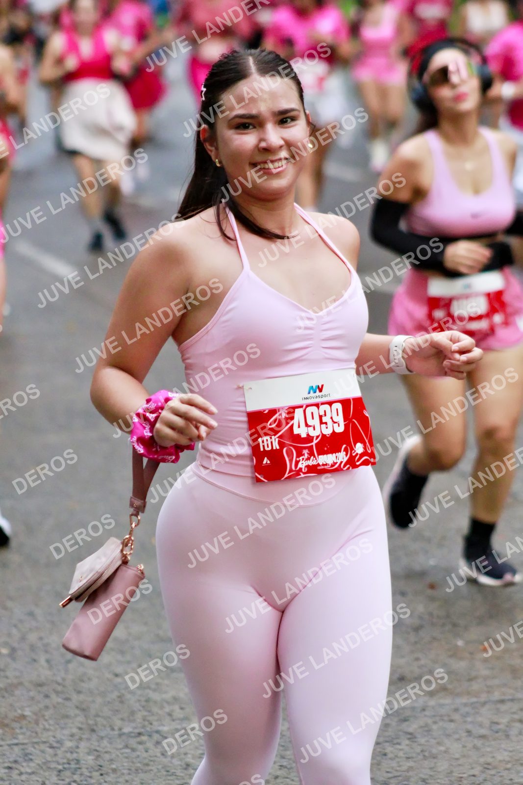 Foto del BARBIE RUN GUADALAJARA en Paseo Andares, Blvd. Puerta de Hierro 4965, Zapopan a las 07:05 · Ruta