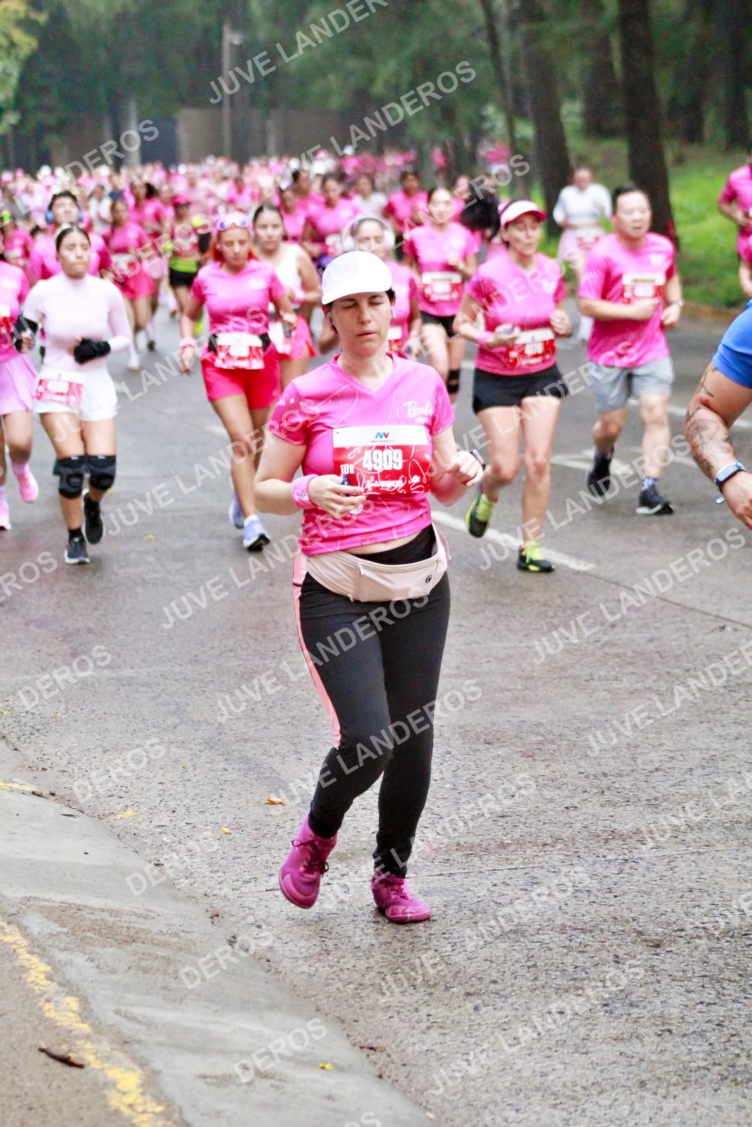 Foto del BARBIE RUN GUADALAJARA en Paseo Andares, Blvd. Puerta de Hierro 4965, Zapopan a las 07:04 · Ruta
