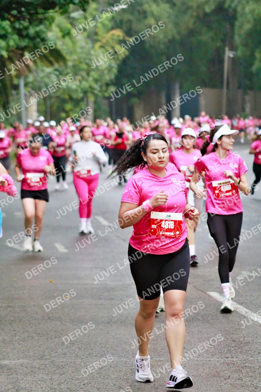 Foto del BARBIE RUN GUADALAJARA en Paseo Andares, Blvd. Puerta de Hierro 4965, Zapopan a las 07:06 · Ruta