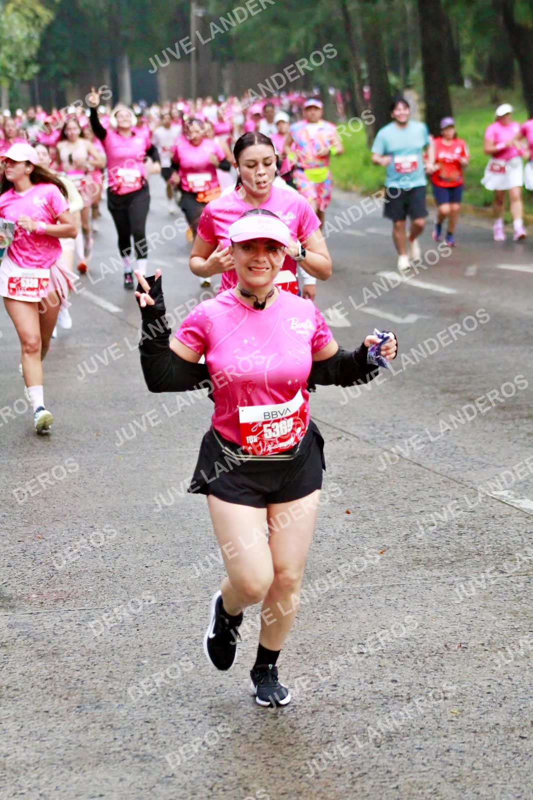 Foto del BARBIE RUN GUADALAJARA en Paseo Andares, Blvd. Puerta de Hierro 4965, Zapopan a las 07:05 · Ruta