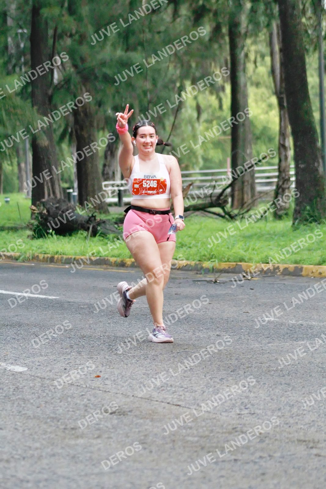 Foto del BARBIE RUN GUADALAJARA en Paseo Andares, Blvd. Puerta de Hierro 4965, Zapopan a las 07:22 · Ruta · dorsal 5246