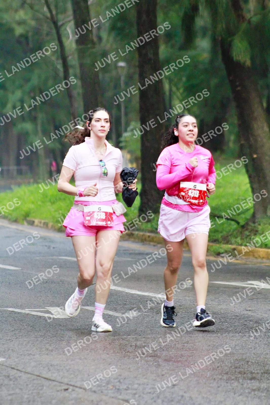 Foto del BARBIE RUN GUADALAJARA en Paseo Andares, Blvd. Puerta de Hierro 4965, Zapopan a las 07:09 · Ruta
