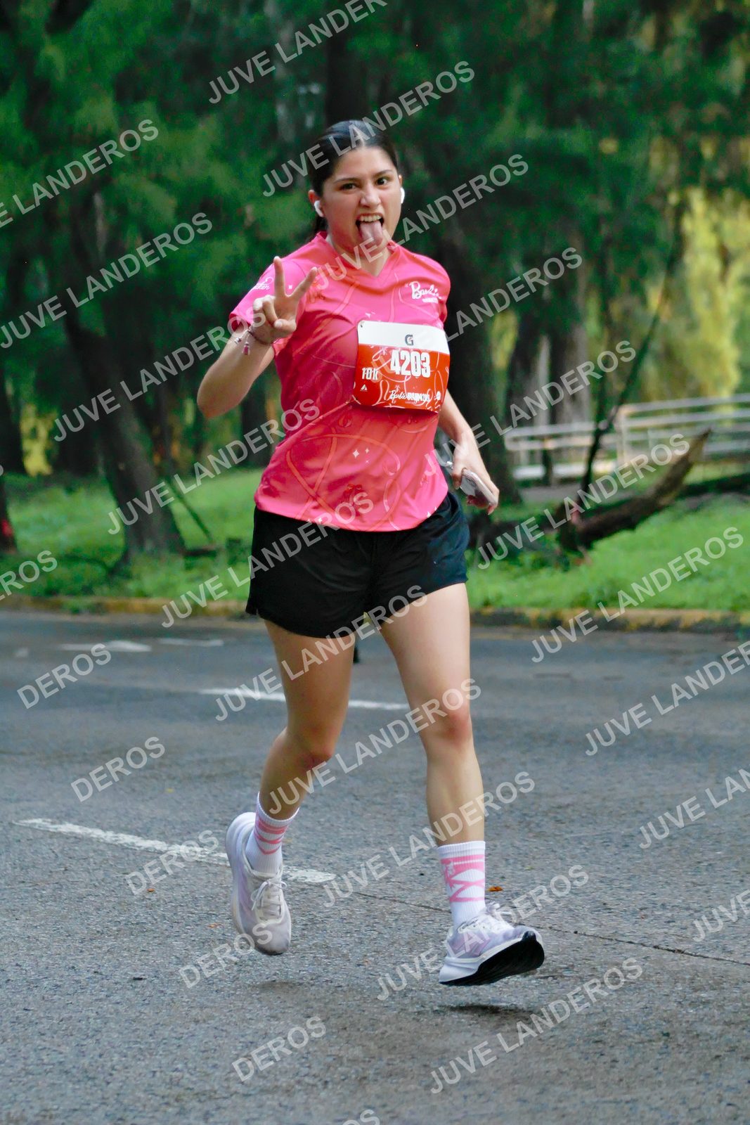 Foto del BARBIE RUN GUADALAJARA en Paseo Andares, Blvd. Puerta de Hierro 4965, Zapopan a las 07:20 · Ruta