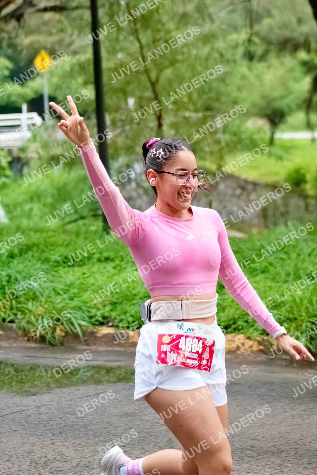Foto del BARBIE RUN GUADALAJARA en Paseo Andares, Blvd. Puerta de Hierro 4965, Zapopan a las 07:01 · Ruta · dorsal 4884