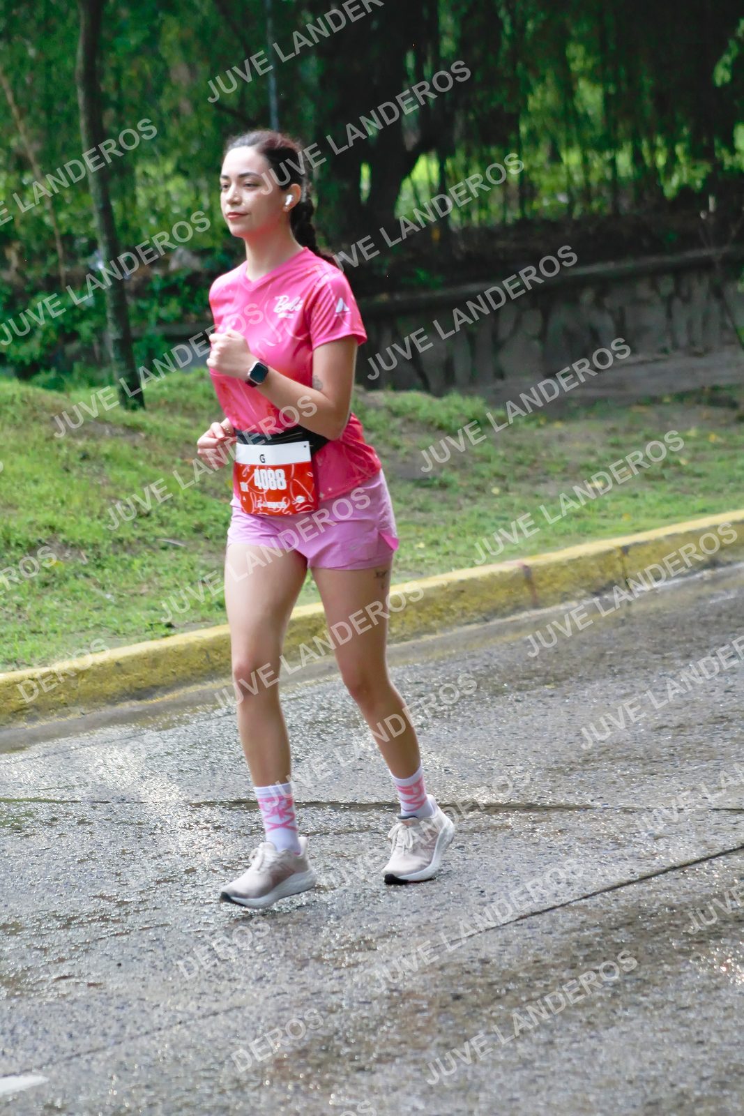 Foto del BARBIE RUN GUADALAJARA en Paseo Andares, Blvd. Puerta de Hierro 4965, Zapopan a las 07:46 · Ruta · dorsal 4088