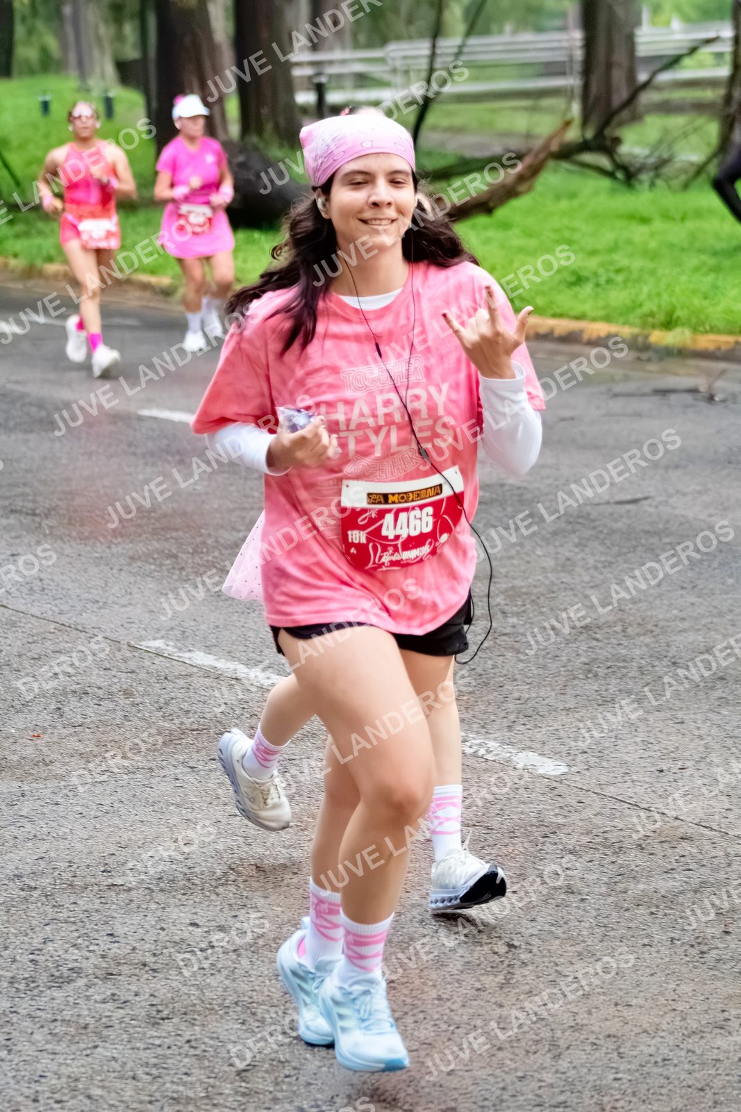 Foto del BARBIE RUN GUADALAJARA en Paseo Andares, Blvd. Puerta de Hierro 4965, Zapopan a las 07:03 · Ruta · dorsal 4466