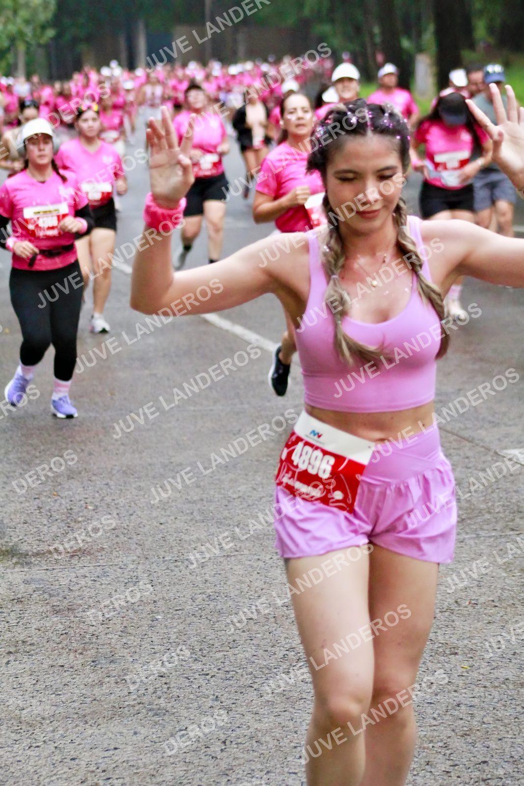 Foto del BARBIE RUN GUADALAJARA en Paseo Andares, Blvd. Puerta de Hierro 4965, Zapopan a las 07:05 · Ruta