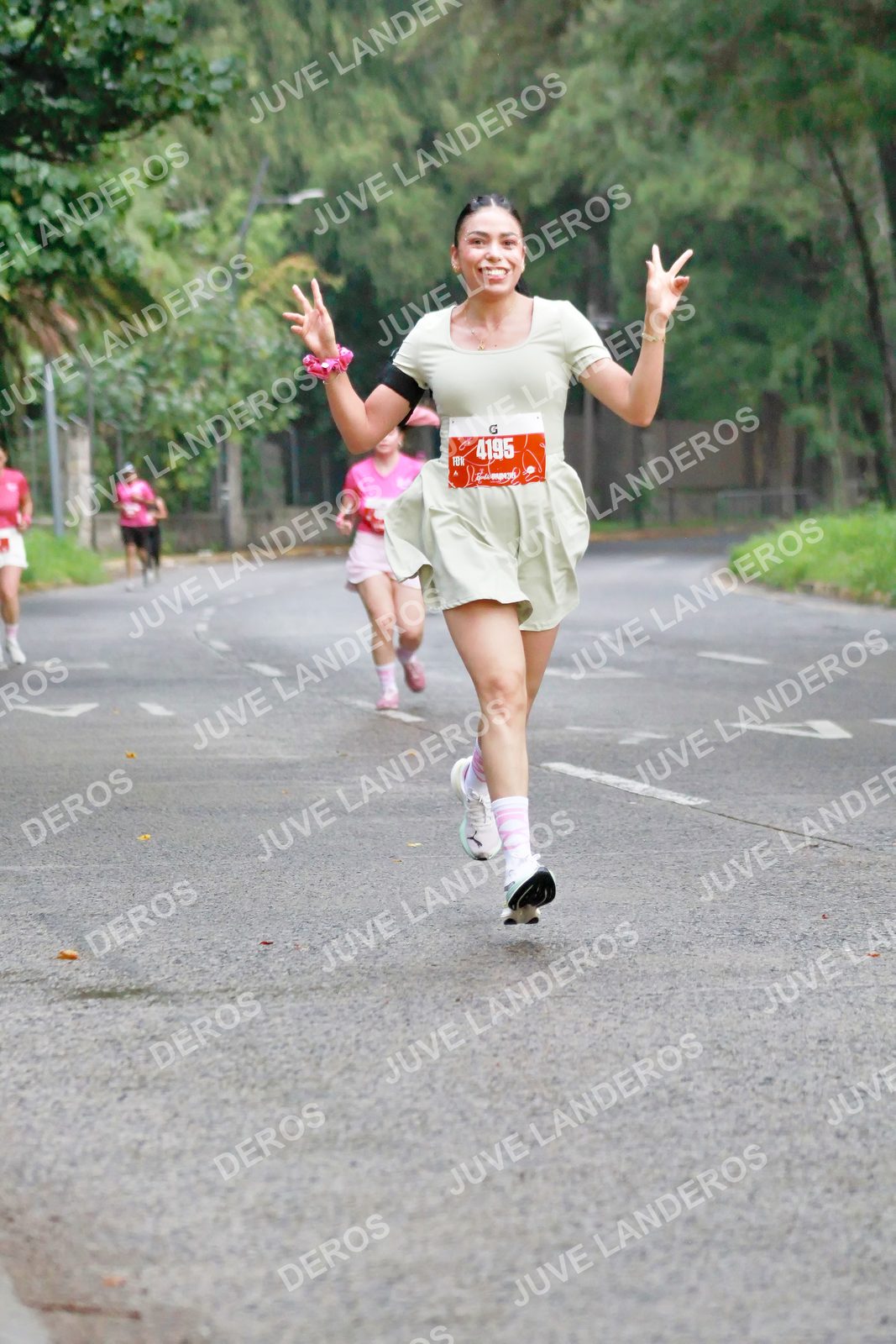Foto del BARBIE RUN GUADALAJARA en Paseo Andares, Blvd. Puerta de Hierro 4965, Zapopan a las 07:23 · Ruta · dorsal 4195