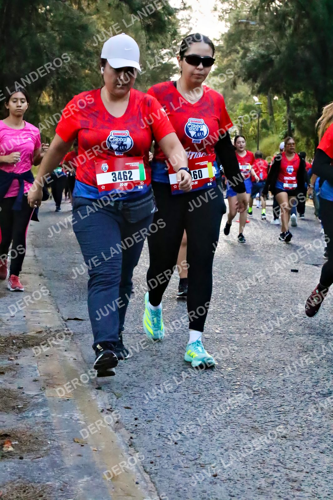 Foto de la CARRERA BIMBO GLOBAL RACE GUADALAJARA en Centro Comercial Andares, Blvd. Puerta de Hierro 4965, Zapopan a las 07:05 · dorsal 3462, 60, 314