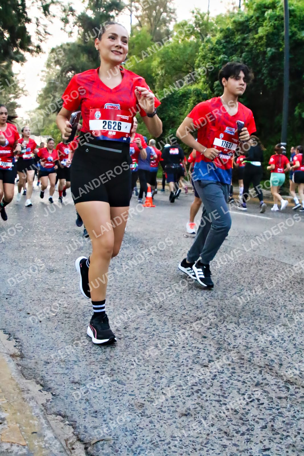 Foto de la CARRERA BIMBO GLOBAL RACE GUADALAJARA en Centro Comercial Andares, Blvd. Puerta de Hierro 4965, Zapopan a las 07:01 · dorsal 2626, 17637
