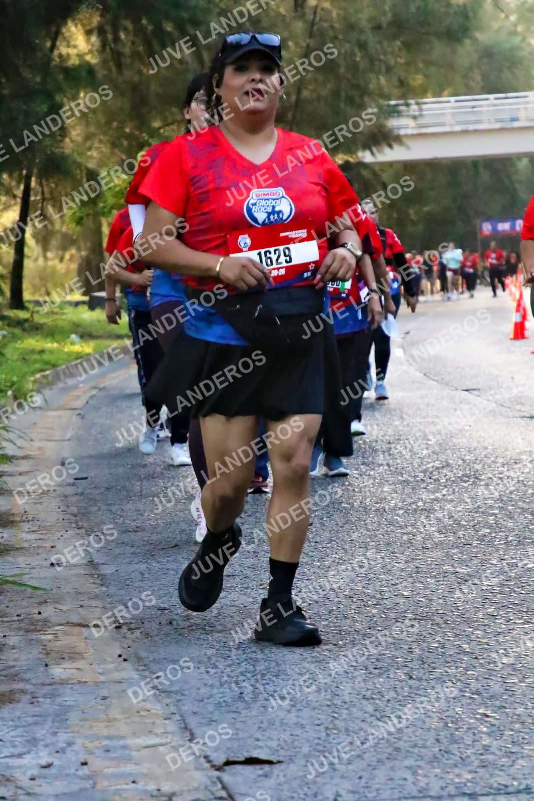 Foto de la CARRERA BIMBO GLOBAL RACE GUADALAJARA en Centro Comercial Andares, Blvd. Puerta de Hierro 4965, Zapopan a las 07:08 · dorsal 1629