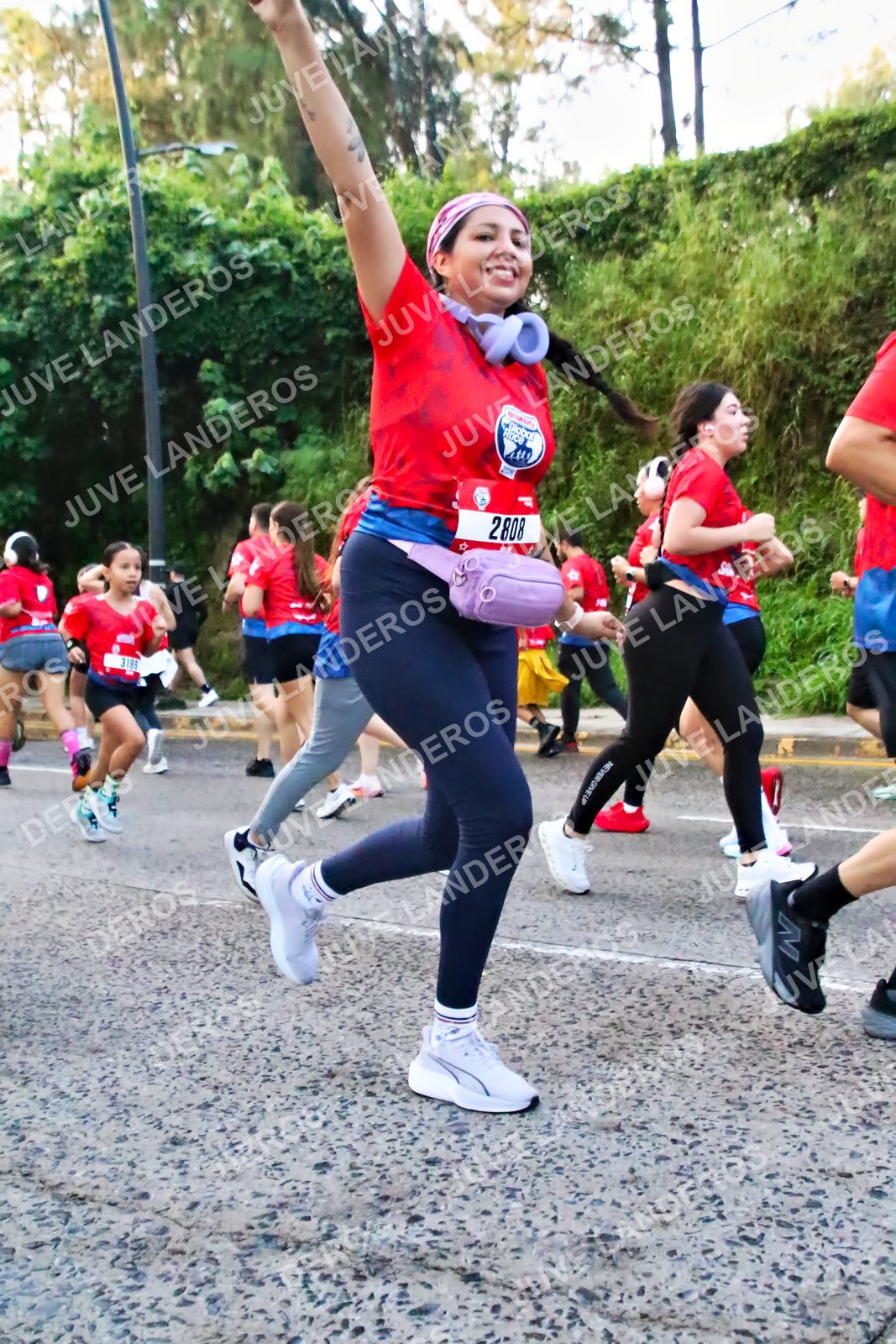 Foto de la CARRERA BIMBO GLOBAL RACE GUADALAJARA en Centro Comercial Andares, Blvd. Puerta de Hierro 4965, Zapopan a las 06:58 · dorsal 2808, 3189