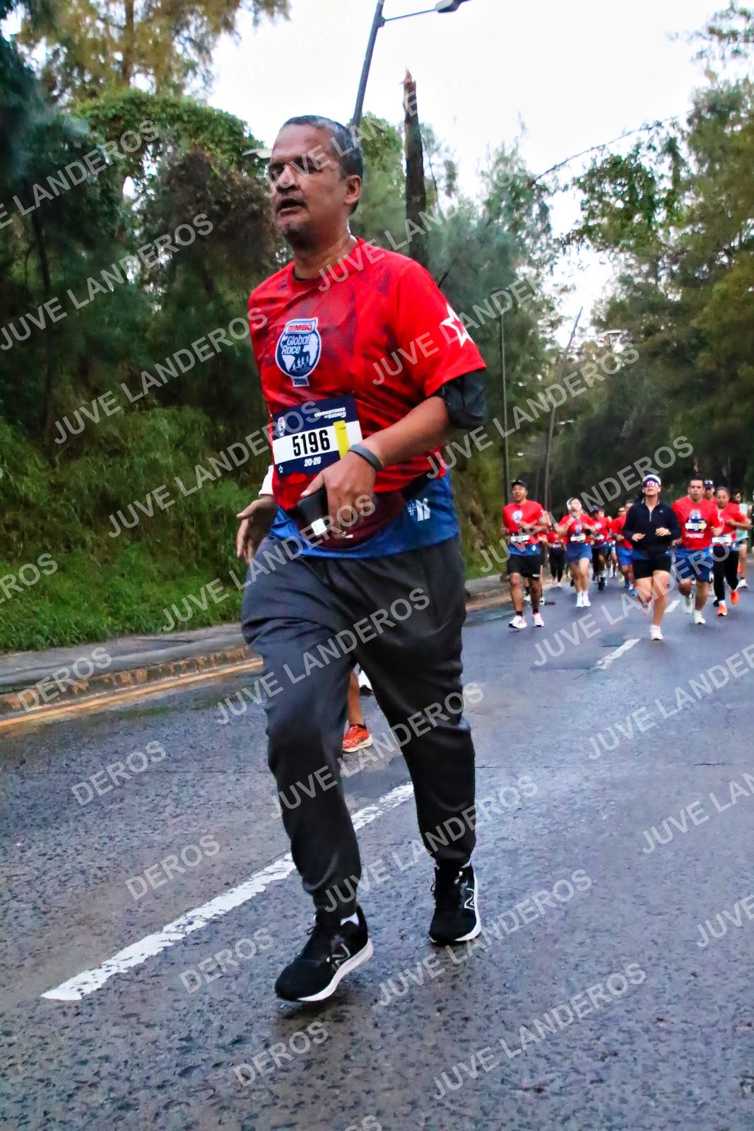 Foto de la CARRERA BIMBO GLOBAL RACE GUADALAJARA en Centro Comercial Andares, Blvd. Puerta de Hierro 4965, Zapopan a las 06:41 · dorsal 5196