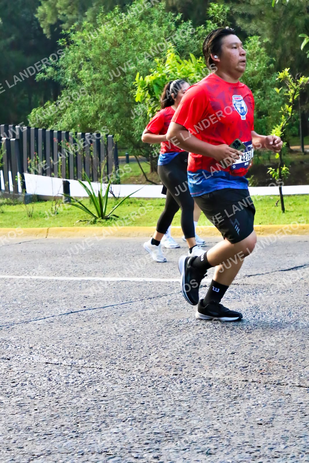 Foto de la CARRERA BIMBO GLOBAL RACE GUADALAJARA en Centro Comercial Andares, Blvd. Puerta de Hierro 4965, Zapopan a las 07:43 · dorsal 4278