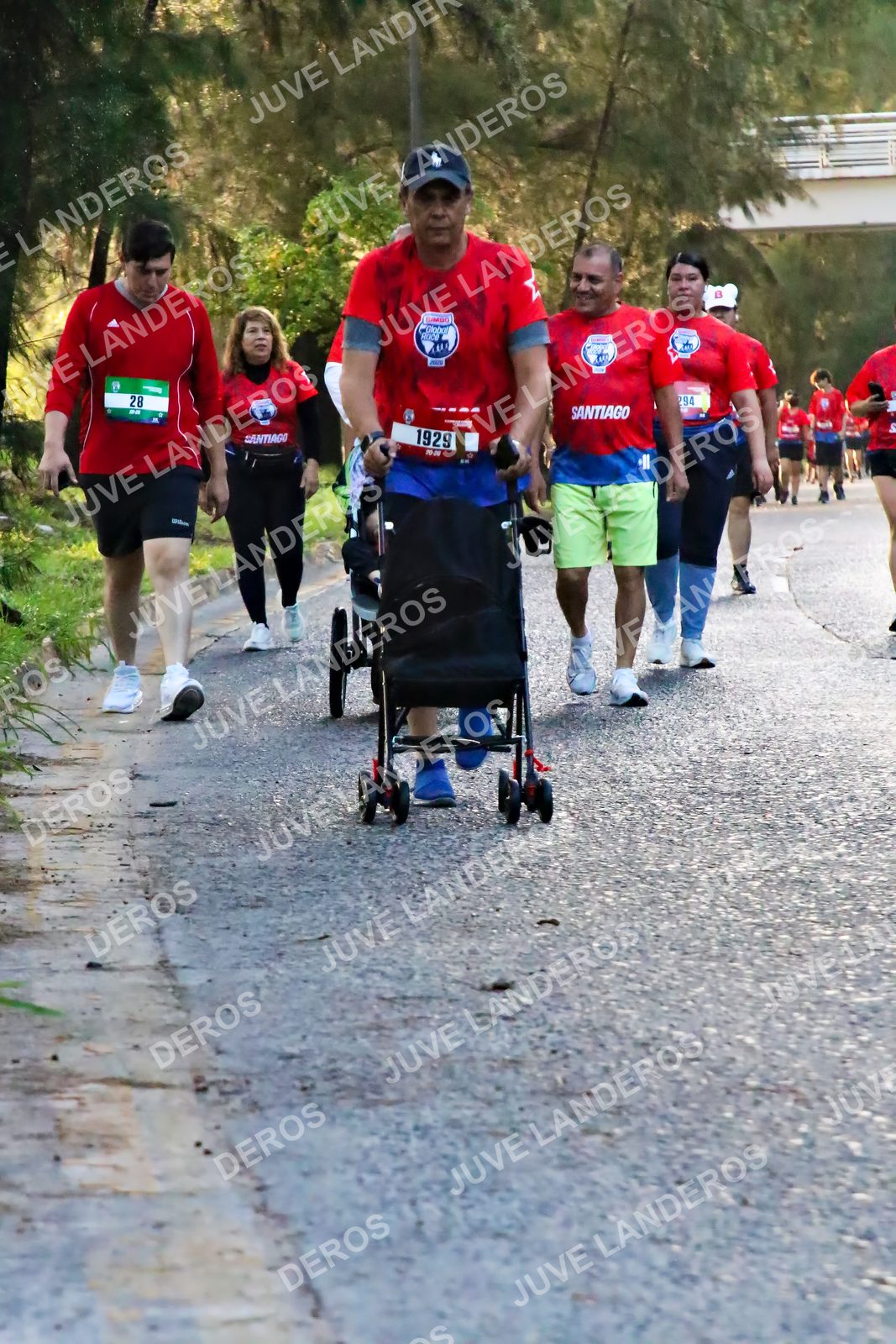 Foto de la CARRERA BIMBO GLOBAL RACE GUADALAJARA en Centro Comercial Andares, Blvd. Puerta de Hierro 4965, Zapopan a las 07:11 · dorsal 1929, 28, 294