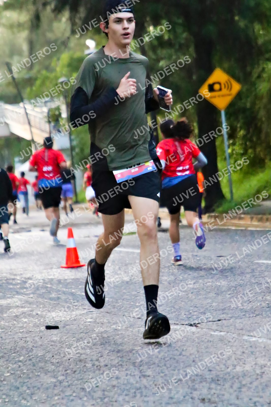 Foto de la CARRERA BIMBO GLOBAL RACE GUADALAJARA en Centro Comercial Andares, Blvd. Puerta de Hierro 4965, Zapopan a las 04:57
