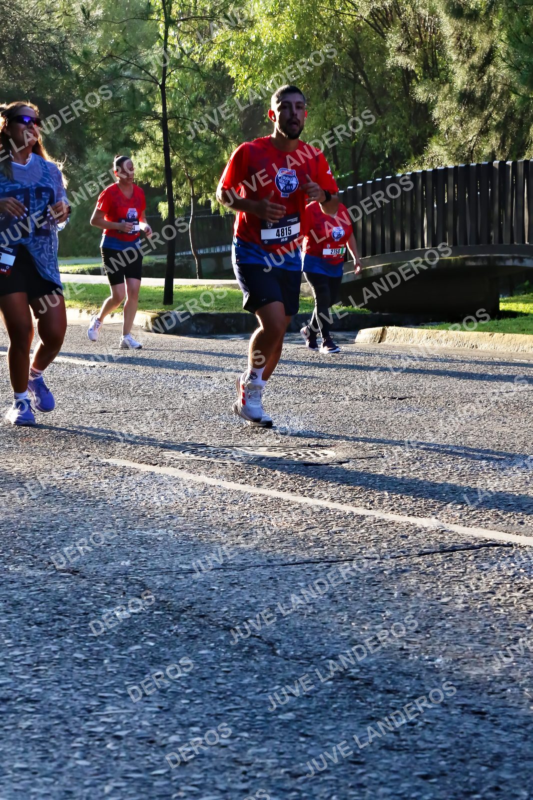 Foto de la CARRERA BIMBO GLOBAL RACE GUADALAJARA en Centro Comercial Andares, Blvd. Puerta de Hierro 4965, Zapopan a las 07:30 · dorsal 4815, 2750