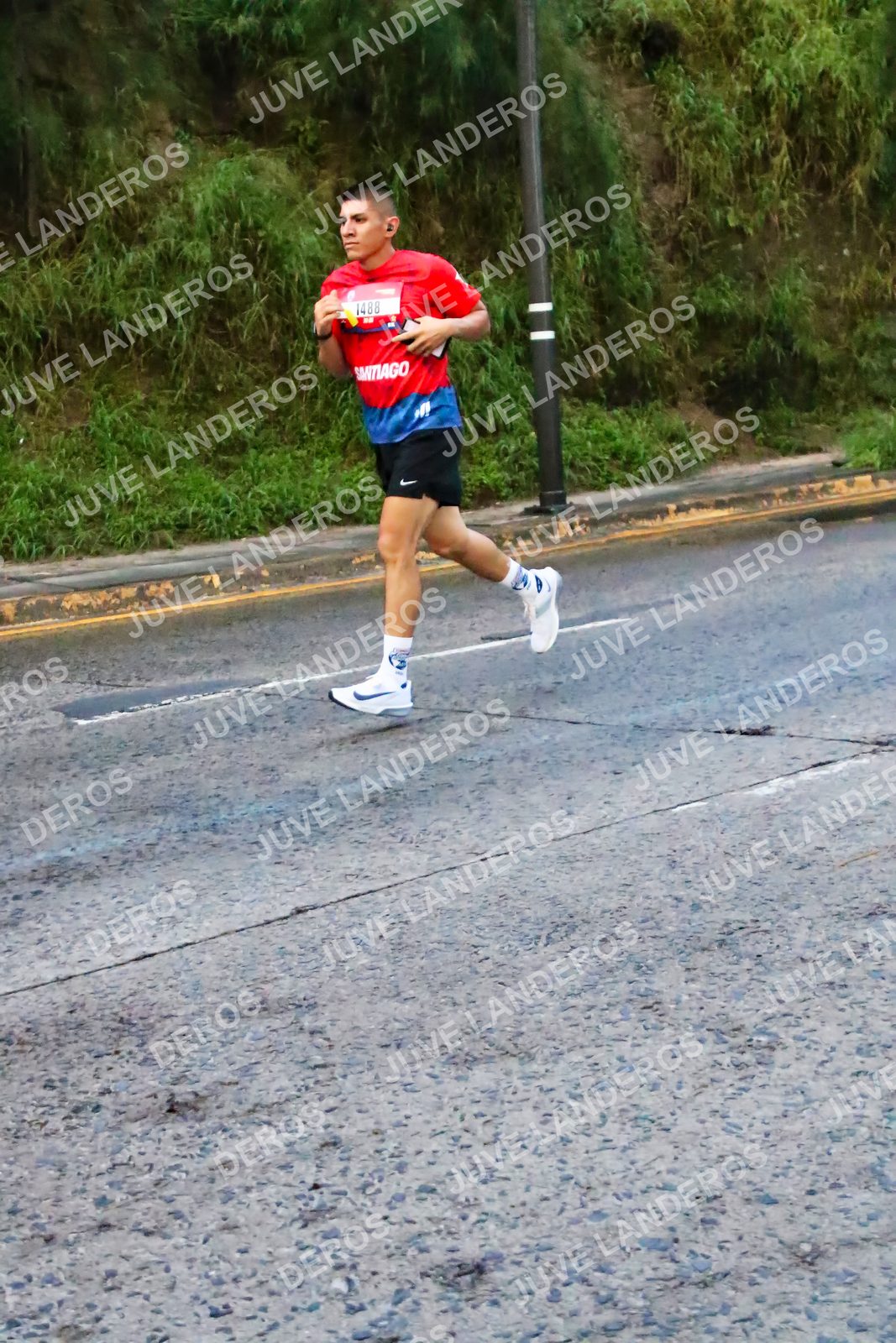 Foto de la CARRERA BIMBO GLOBAL RACE GUADALAJARA en Centro Comercial Andares, Blvd. Puerta de Hierro 4965, Zapopan a las 04:55 · dorsal 1488