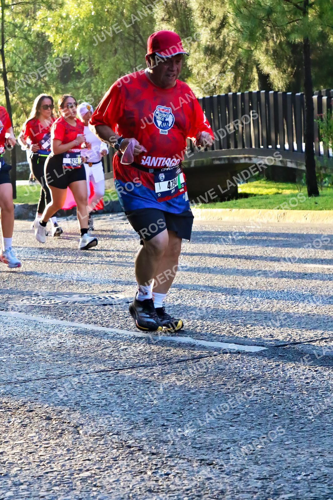 Foto de la CARRERA BIMBO GLOBAL RACE GUADALAJARA en Centro Comercial Andares, Blvd. Puerta de Hierro 4965, Zapopan a las 07:25 · dorsal 5214, 4794