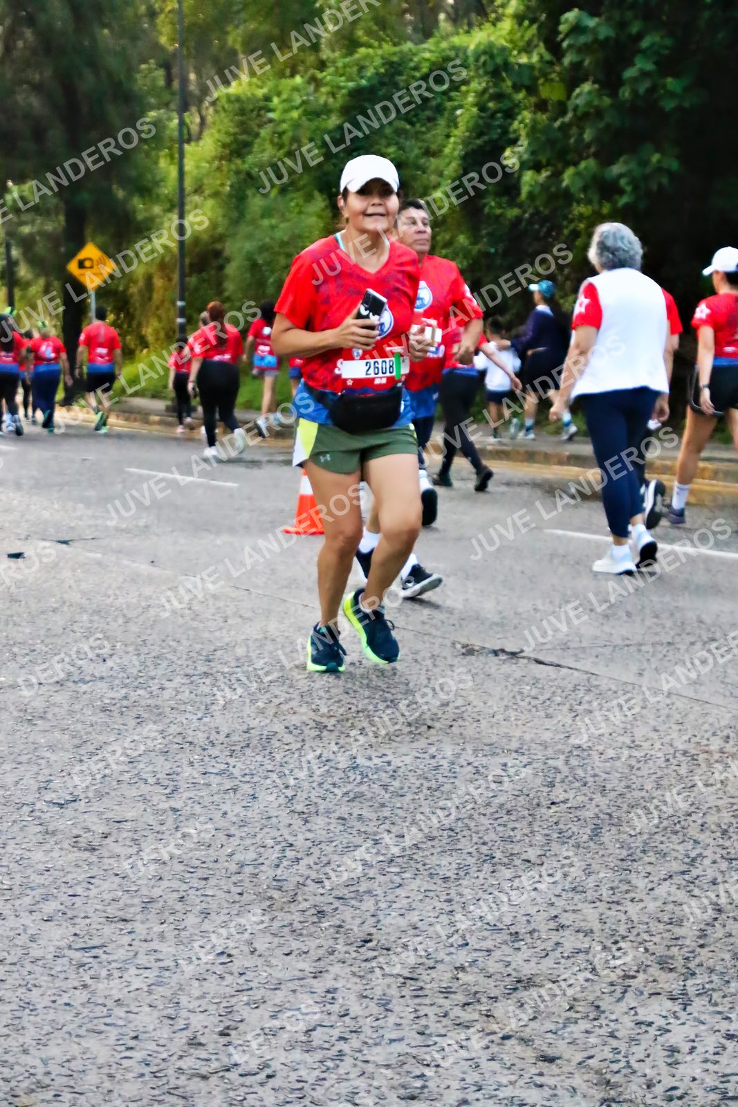 Foto de la CARRERA BIMBO GLOBAL RACE GUADALAJARA en Centro Comercial Andares, Blvd. Puerta de Hierro 4965, Zapopan a las 07:03 · dorsal 2608