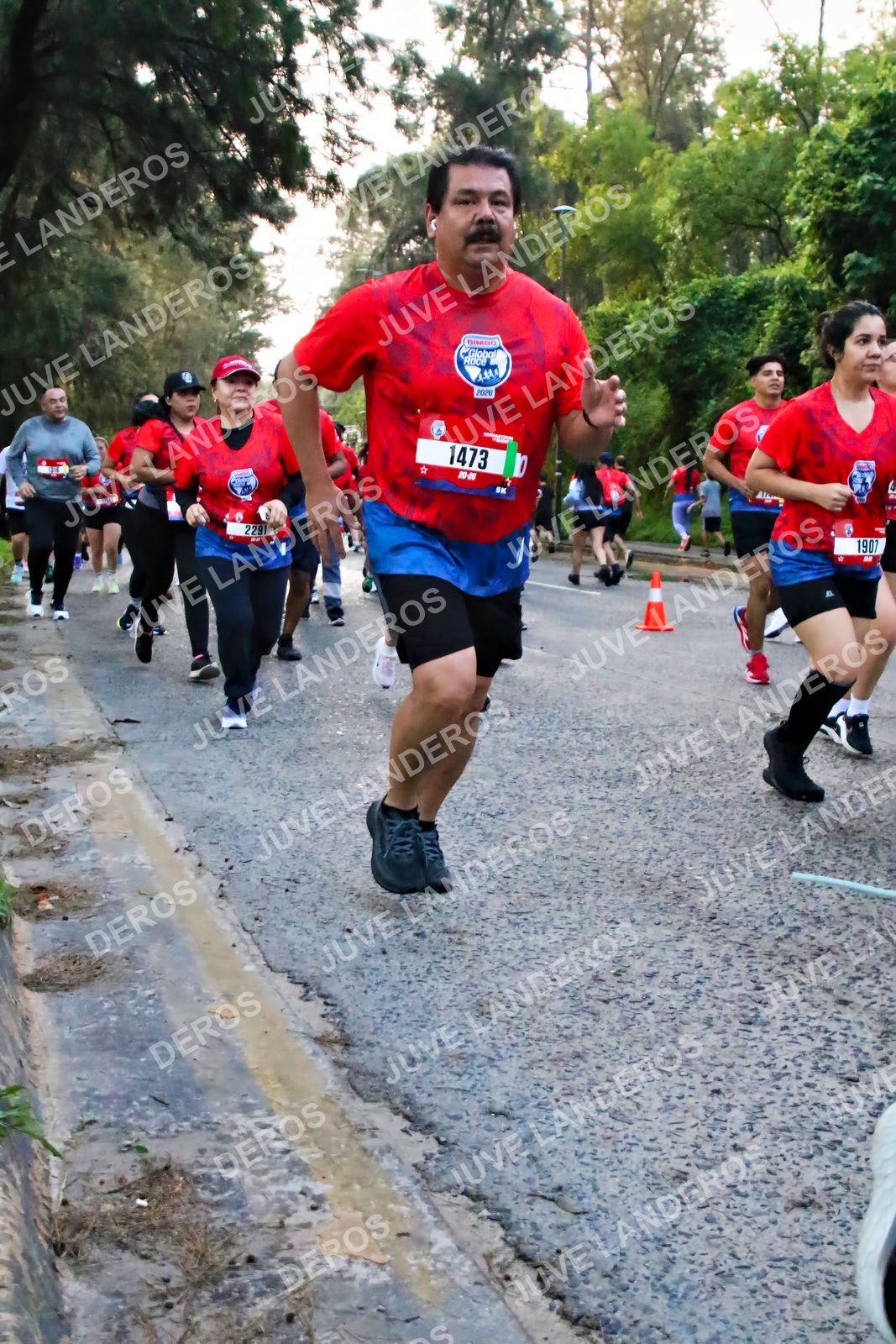 Foto de la CARRERA BIMBO GLOBAL RACE GUADALAJARA en Centro Comercial Andares, Blvd. Puerta de Hierro 4965, Zapopan a las 07:00 · dorsal 1473, 1907, 2291