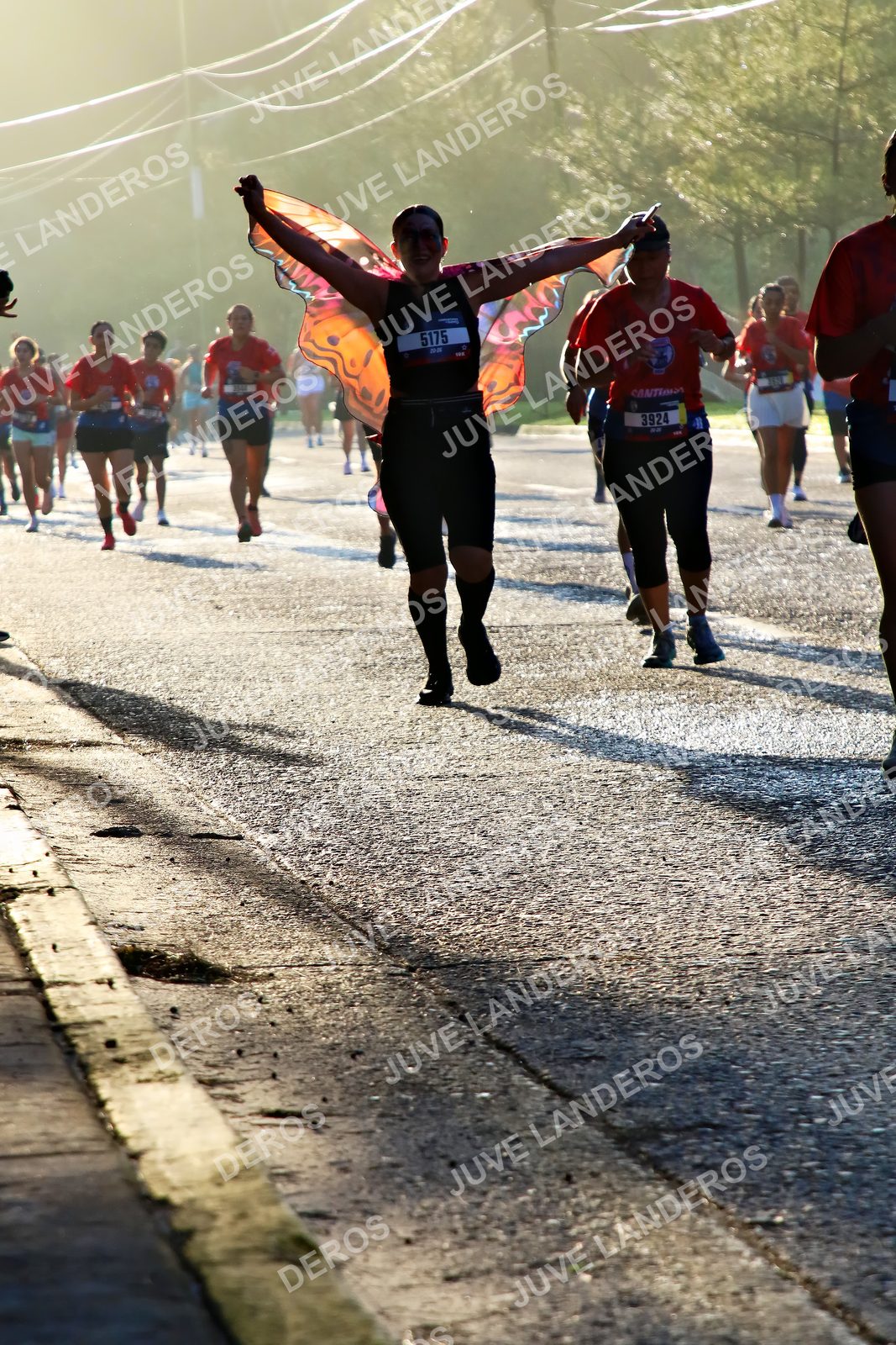 Foto de la CARRERA BIMBO GLOBAL RACE GUADALAJARA en Centro Comercial Andares, Blvd. Puerta de Hierro 4965, Zapopan a las 07:26 · dorsal 5175, 3924