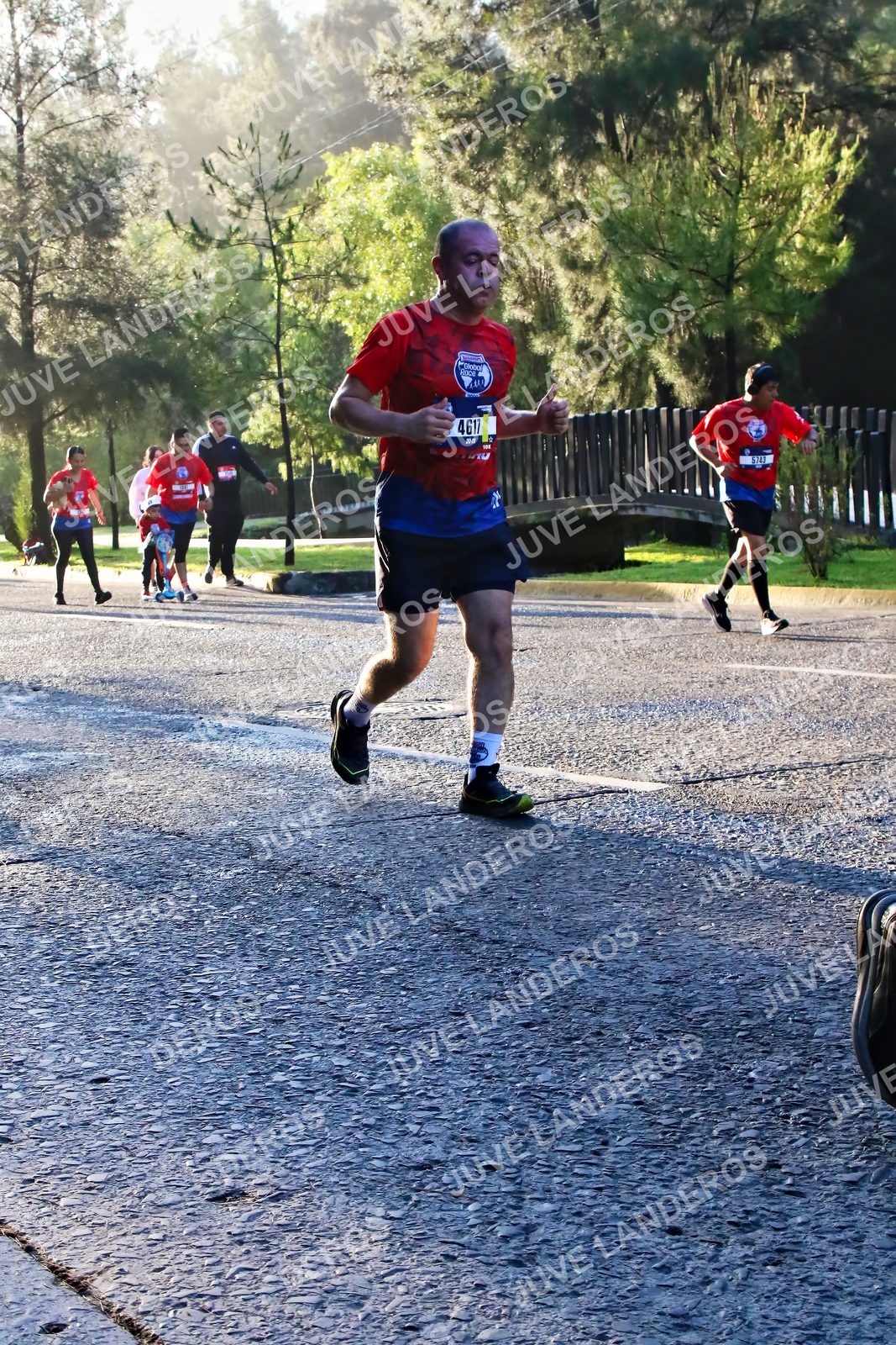 Foto de la CARRERA BIMBO GLOBAL RACE GUADALAJARA en Centro Comercial Andares, Blvd. Puerta de Hierro 4965, Zapopan a las 07:28 · dorsal 4617, 5743