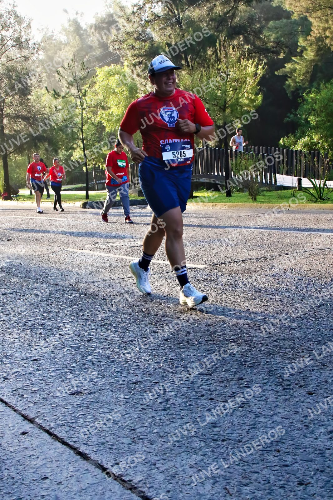 Foto de la CARRERA BIMBO GLOBAL RACE GUADALAJARA en Centro Comercial Andares, Blvd. Puerta de Hierro 4965, Zapopan a las 07:32 · dorsal 5285, 2029