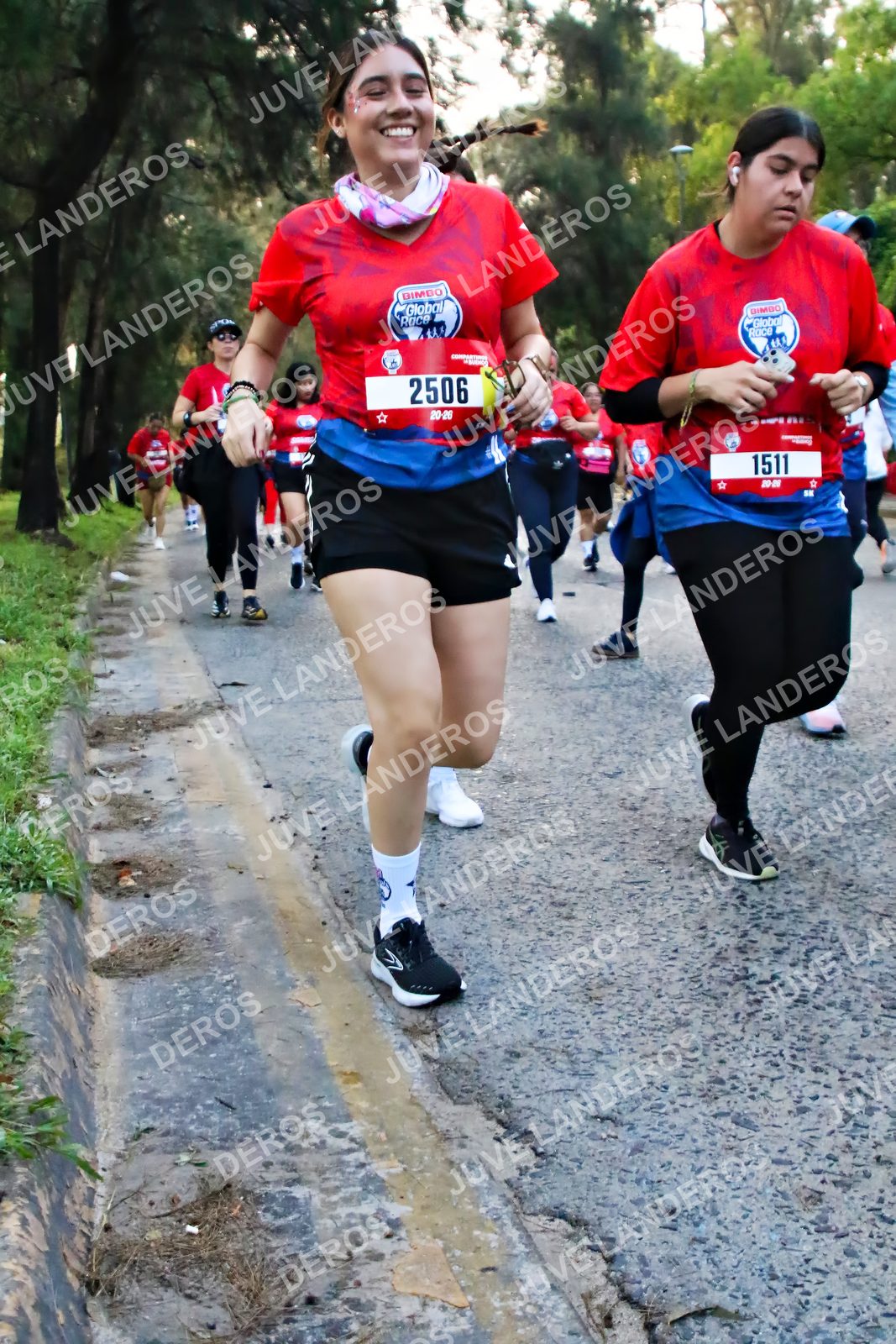 Foto de la CARRERA BIMBO GLOBAL RACE GUADALAJARA en Centro Comercial Andares, Blvd. Puerta de Hierro 4965, Zapopan a las 07:04 · dorsal 1511, 2506